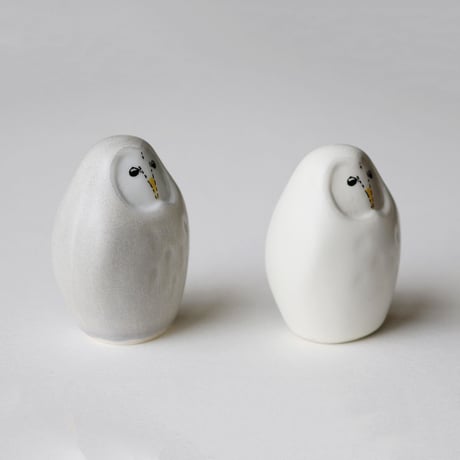 磁器のオブジェ　Porcelain Object