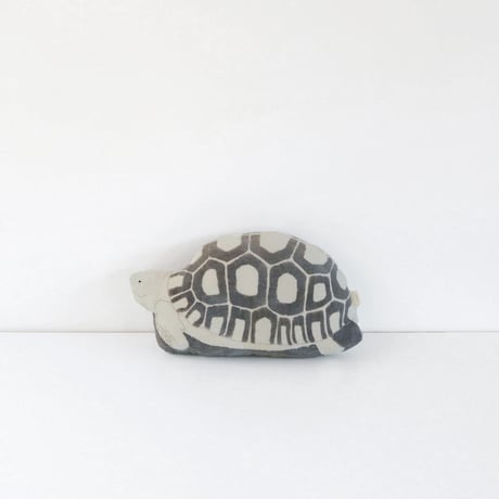 カメのクッション　Turtle Cushion