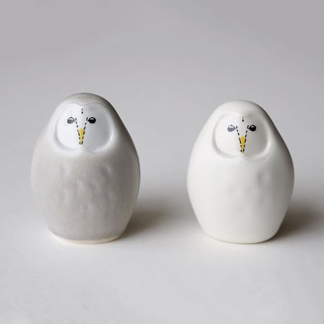 磁器のオブジェ　Porcelain Object