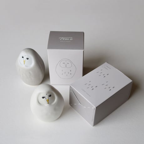 磁器のオブジェ　Porcelain Object