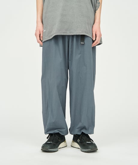 FreshService _ CRISP COTTON CLIMBING PANTS