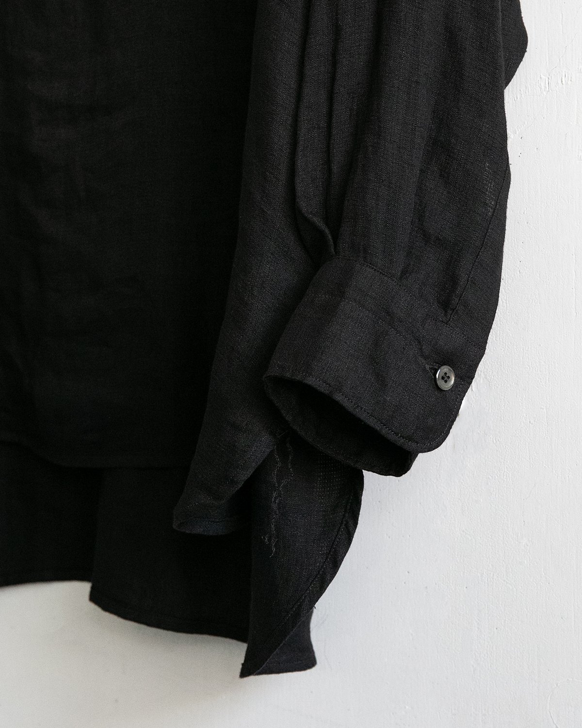 【新品未使用】 comoli 22ss リネン Wクロス プルオーバーシャツ 1 COMOLI リネンWクロス プルオーバーシャツ BLACK | CASANOVA&CO
