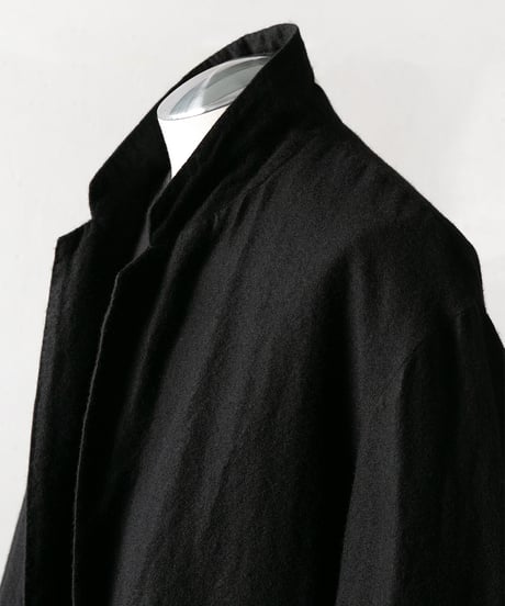 COMOLI _ カシミヤシルク フロックコート