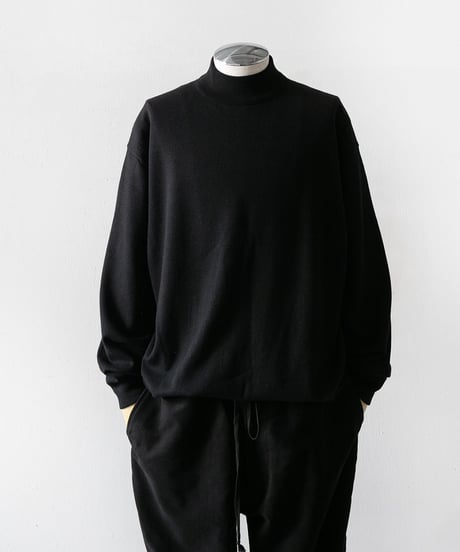 COMOLI _ ウール モックネックニット