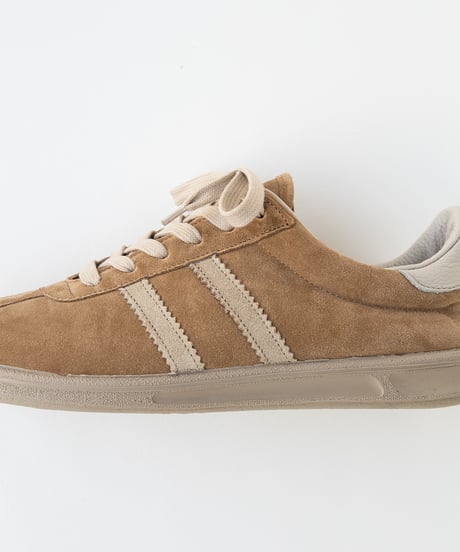Graphpaper _ RUSSIAN MILITARY TRAINER ( Brown )