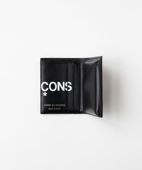 Comme des Garçons Wallet _ Huge Logo Card Holder