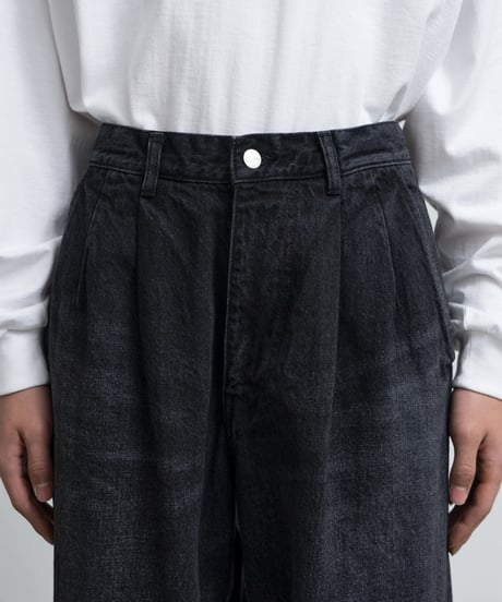 Graphpaper _ Selvage Denim Two Tuck Pants（ DARK FADE BLACK ）