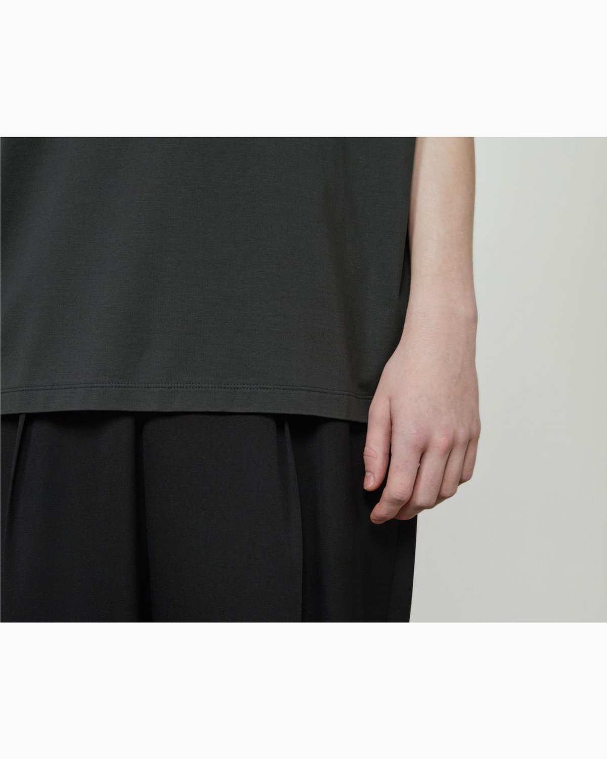 THE RERACS _ THE T-SHIRT ( Gunmetal Gray ) | Tr