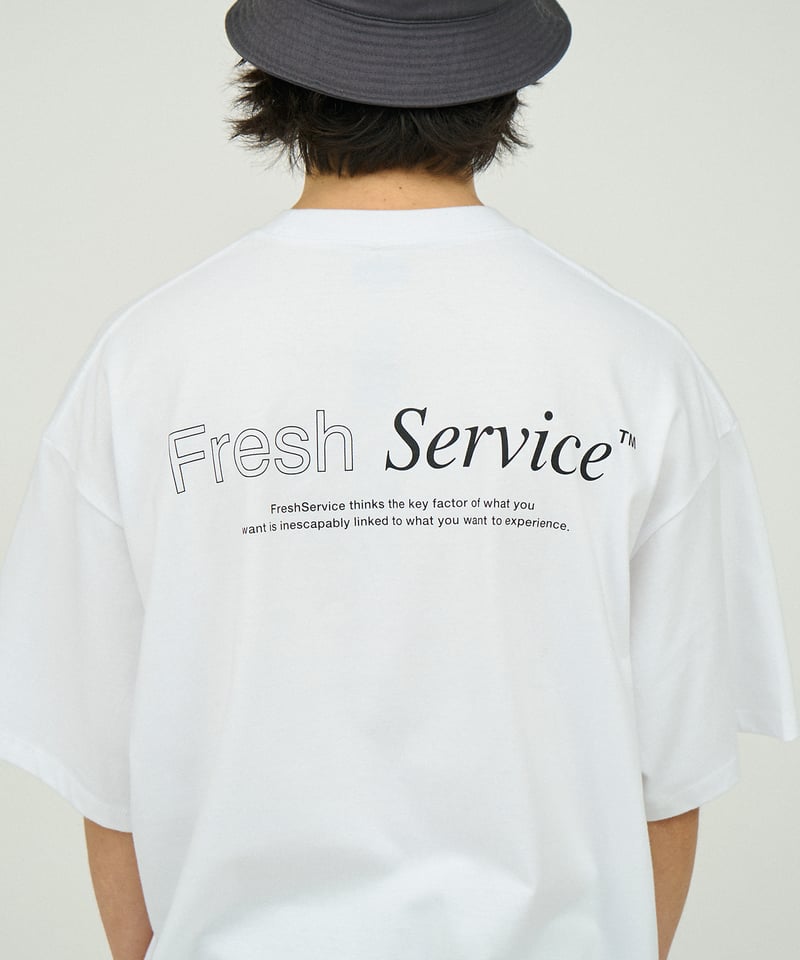 美品　FRESH SERVICE CORPORATE PRINTED TEE 全国通販】FreshService