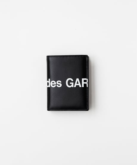 Comme des Garçons Wallet _ Huge Logo Card Holder