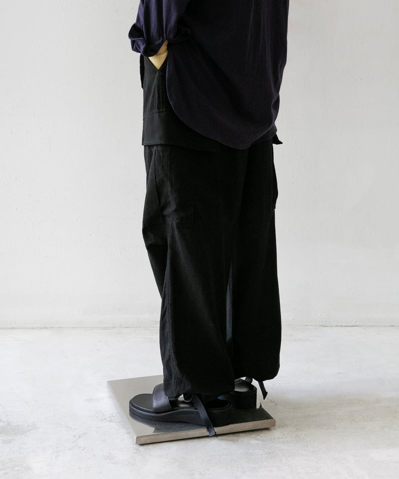 COMOLI オックス ニータック カーゴ パンツ fit=scale-down,w=1200