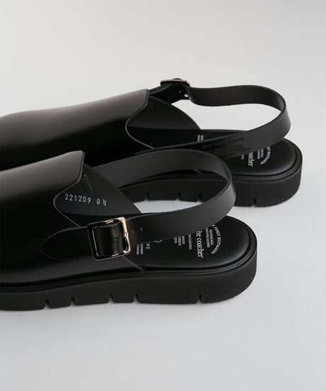 foot the coacher _ S. S. SANDALS