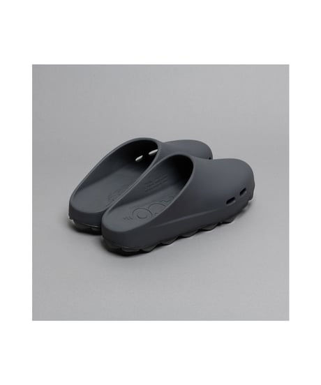 PPACO _ LUX-1(AIR STUDDED SOLE®) Dark Grey