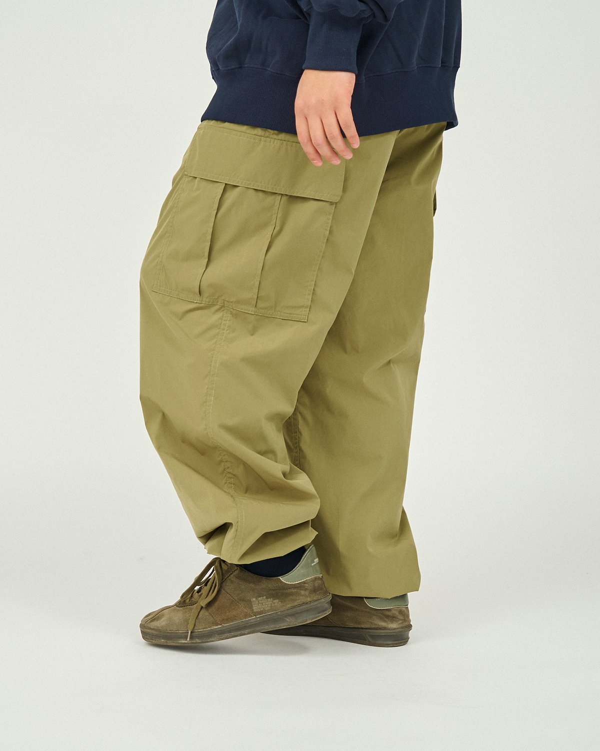 パンツ 057012 FreshService DRY TYPEWRITER Fresh Service DRY TYPEWRITER UTILITY CARGO PANTS [KHAKI