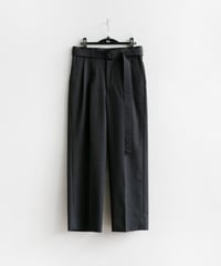 THE RERACS _ THE SLACKS BELTED 2 TUCK ( GUNMETAL GRAY )