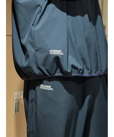 ReFresh!Service. _ UTILITY PACKABLE SUIT