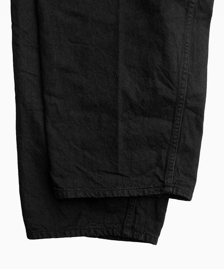 COMOLI _ ベルテッドパンツ ( BLACK )