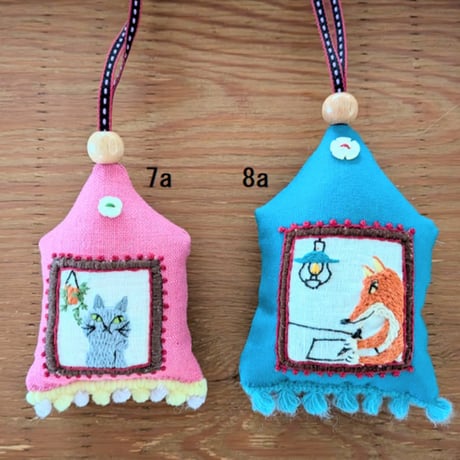 刺繍 家型オーナメント