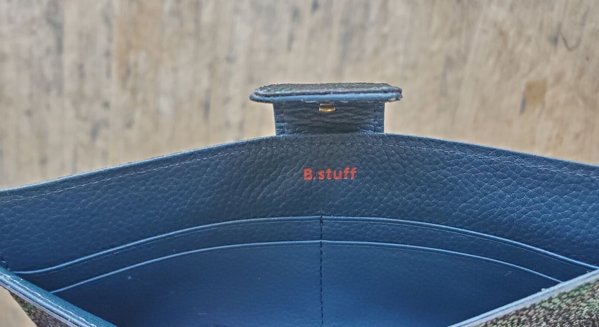 B.stuff チェック薄型長財布 | Beecollection's STORE