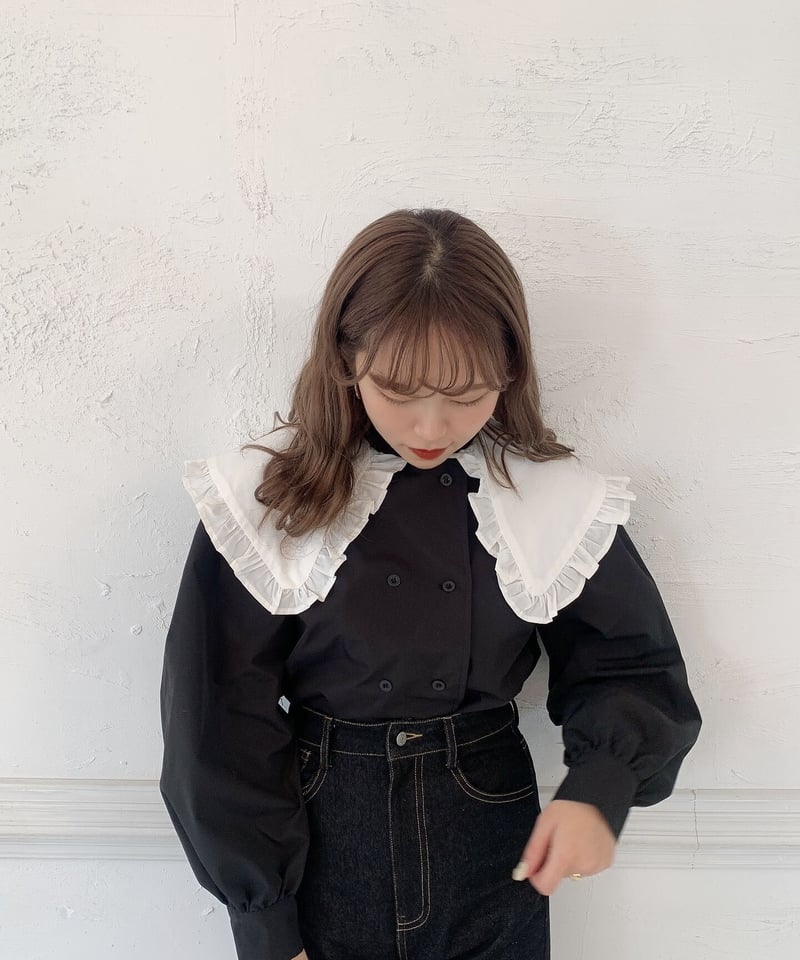 Big collar blouse. | CHÉNE DE MAISON
