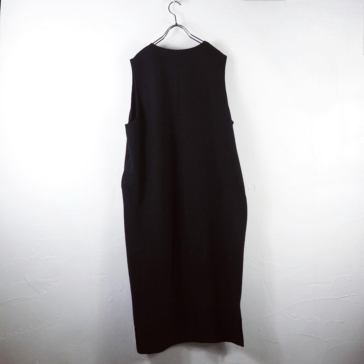 UNIVERSAL TISSU / ウール圧縮ジャンパードレス / UT243CT016 /  