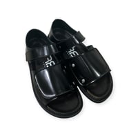 RFW / PUFFIN 2 PL レザーサンダル / F-2515302　エナメルブラック