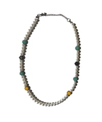 Bead necklace