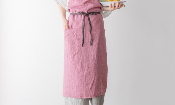 Labas ピンクエプロン