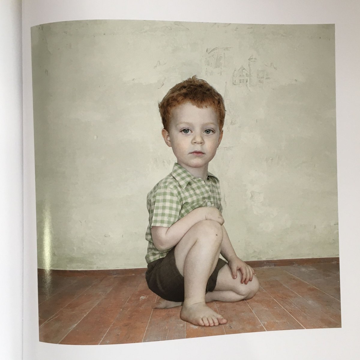 額装済/Isabella 2001（ロレッタ ラックス）/アートポスター Amazon.co