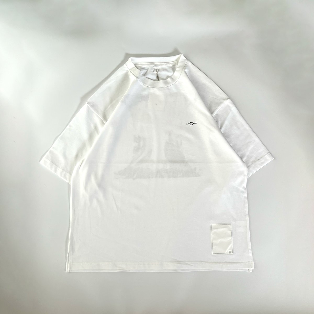 一点物> II marble logo Tee | II STORE