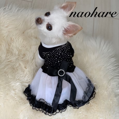 新作　犬服　Mサイズ　ペットドレス　ペットワンピース　ペットウエア　猫　リボン　ドレス　レース　ワンピース　ストーン