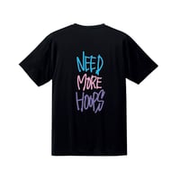 “NEED MORE HOOPS” dry-T s/s black × multi for kids