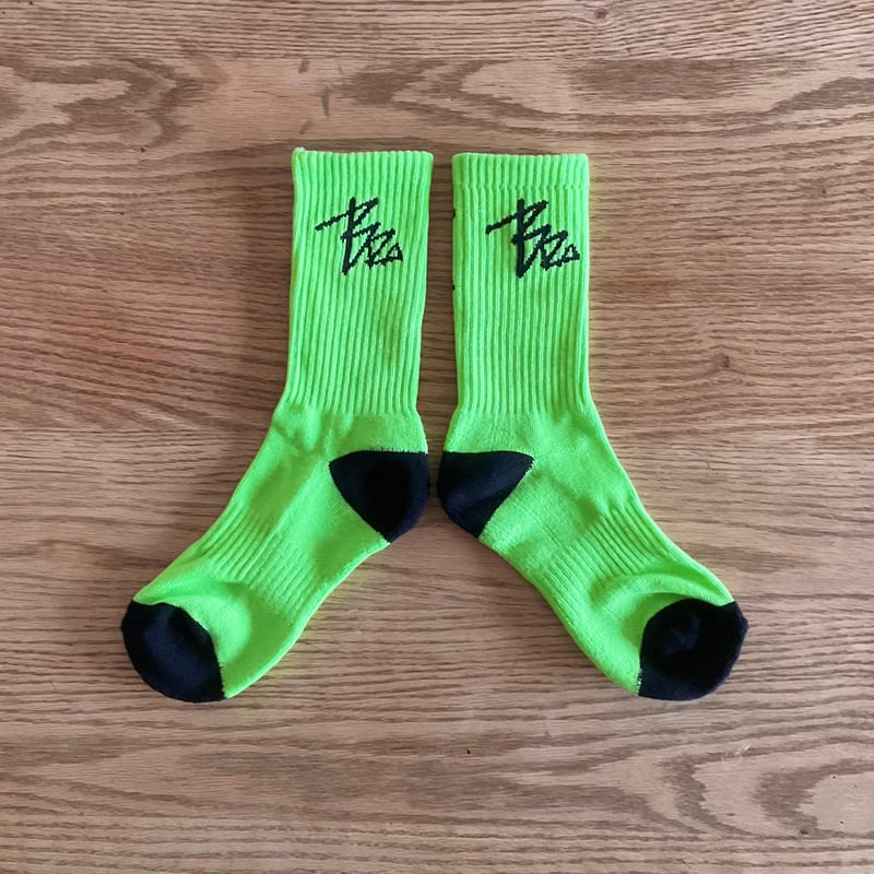 Crew socks 2pairs neon pack | BRO SPORTS