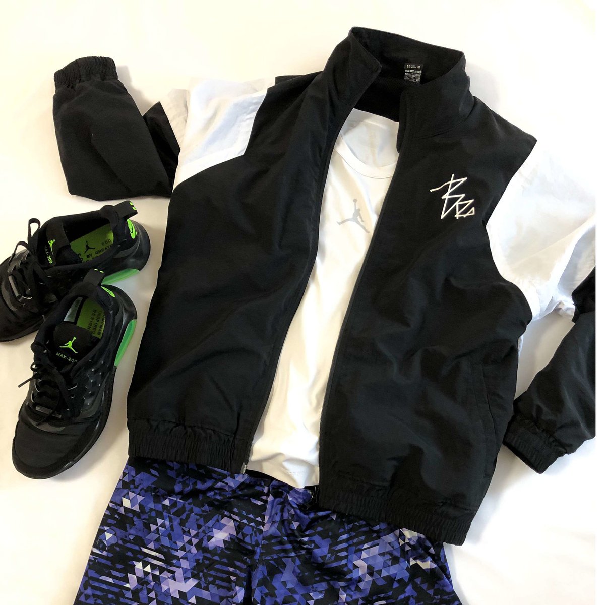 ナイロントラックジャケット BLACK×WHITE | BRO SPORTS ナイロントラックジャケット BLACK×WHITE | BRO SPORTS