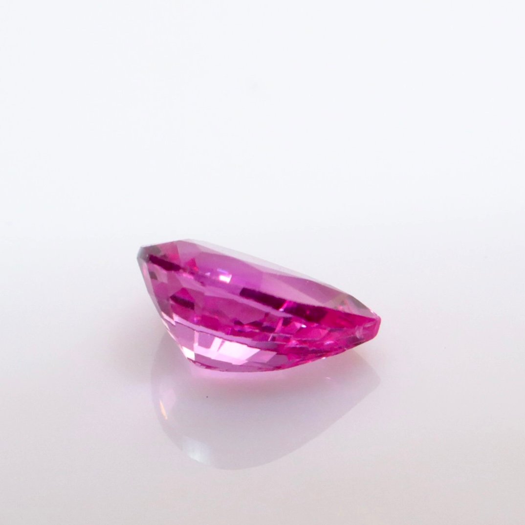 スリランカ産 ピンクサファイア 0.387ct ペアシェイプカット ルース