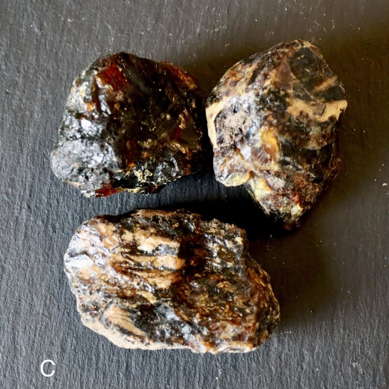 ☆超超激レア!!☆完全別格品(宝石質)☆超極上ミャンマー産バーマイト琥珀SSA ☆超超激レア!!☆完全別格品!!☆ミャンマー産バーマイト☆超極上血赤