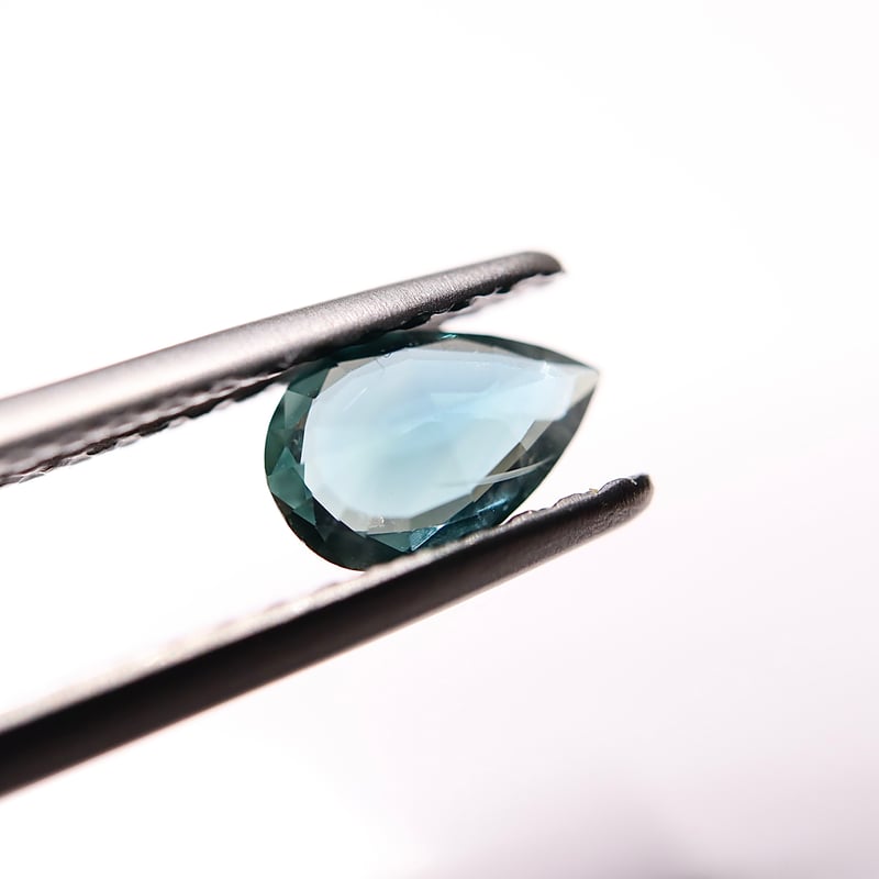 サファイア ルース S ペアシェイプカット ピーコックブルー