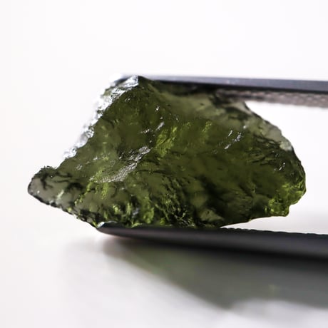 モルダバイト　天然ガラス　3.77ct  チェコスロバキア　光波動石　ソーティング付き