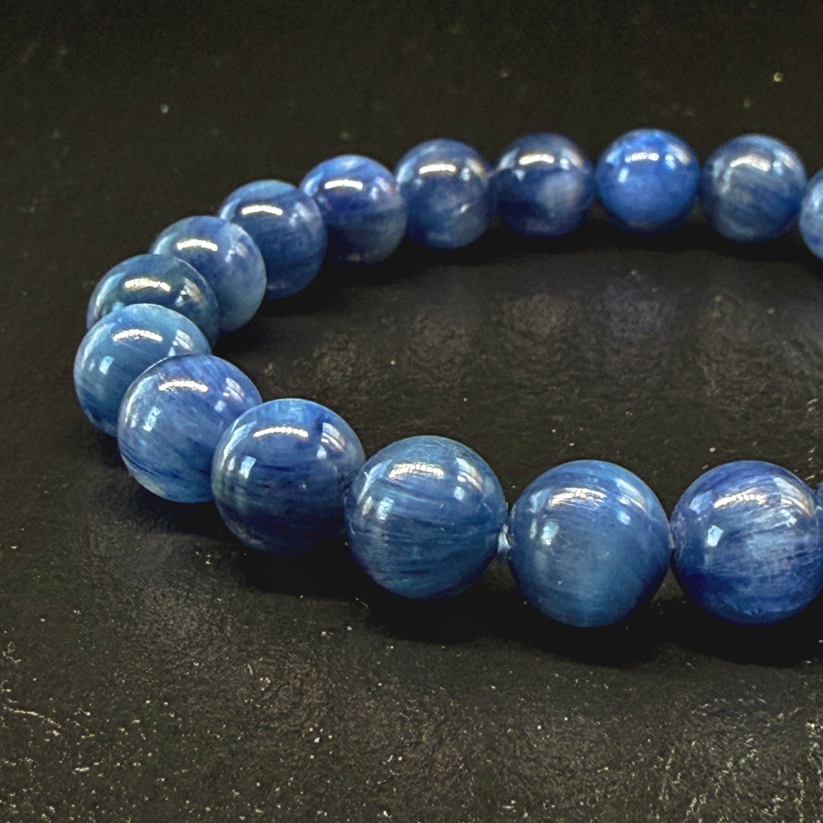 超美品 高品質 カイヤナイト 光波動 ブレスレット B0125-04 | Kay