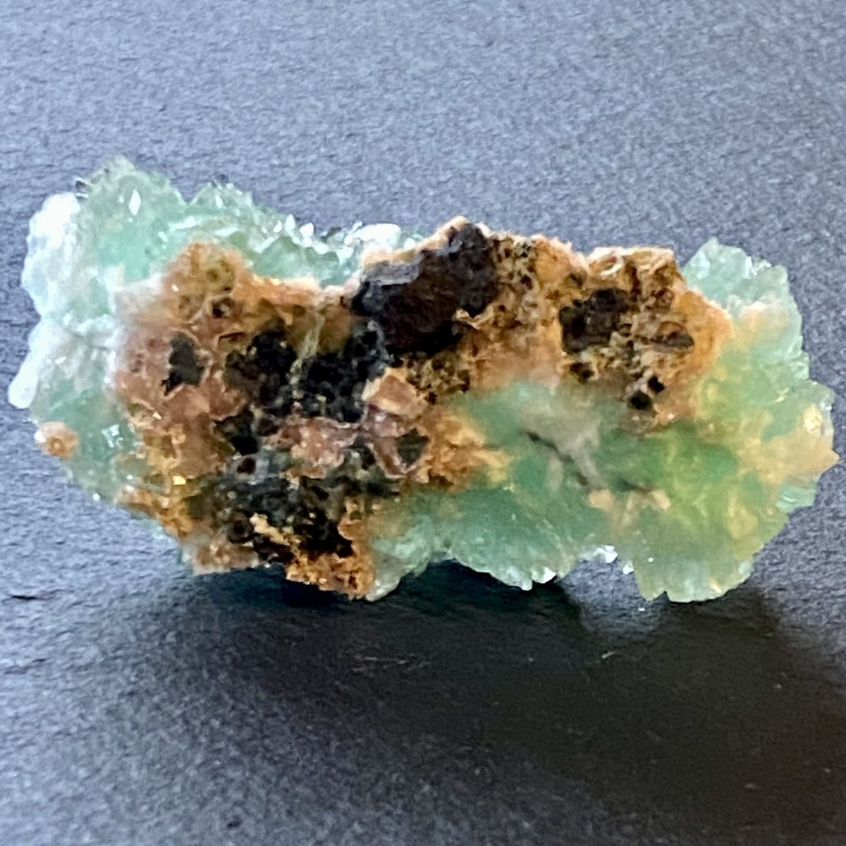 超希少！ キラキラ 高発色 グリーンアポフィライト原石 | Kay✴︎ 光