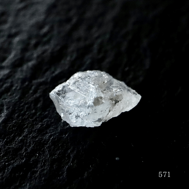 ロシア産 フェナカイト 原石 0.72ct No.571 | Kay✴︎ 光波動®︎石