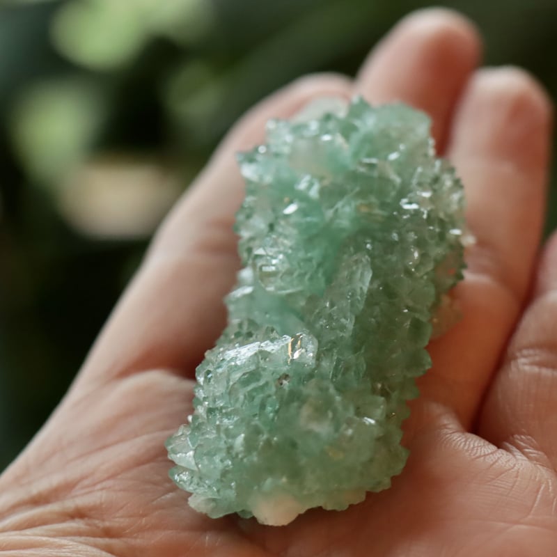 超希少！ キラキラ 高発色 グリーンアポフィライト原石 | Kay✴︎ 光