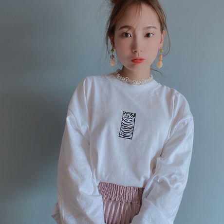 zebra柄縦ロゴCACCAsimple ロングTシャツ　White