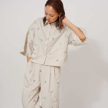 エンブロイダリーブーケtops&pants"CACCA select"