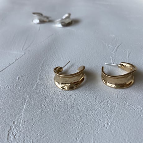 simple ピアス　gold&silver
