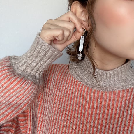 skeleton White pierce