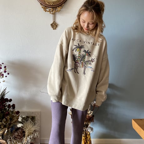 zebraオーバーサイズスウェット♡beige"CACCA original"