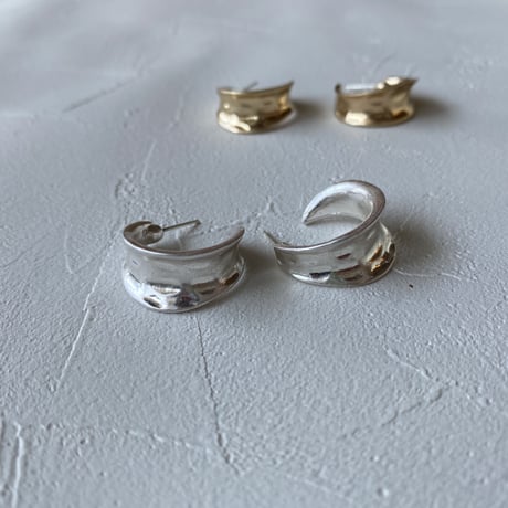 simple ピアス　gold&silver