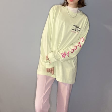 fashion is funロンT ライム"CACCA original"