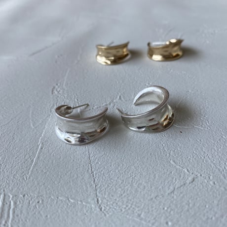 simple ピアス　gold&silver